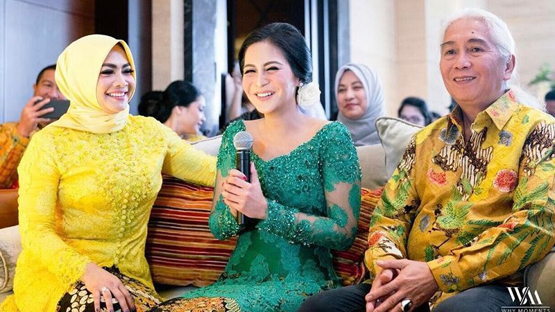 Detail Foto Nagita Slavina Dan Keluarga Nomer 49