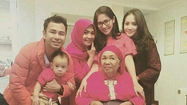 Detail Foto Nagita Slavina Dan Keluarga Nomer 10