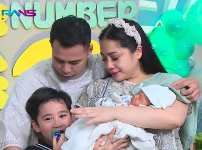 Detail Foto Nagita Slavina Dan Raffi Ahmad Nomer 39