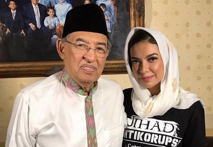 Detail Foto Najwa Shihab Dan Keluarga Nomer 3