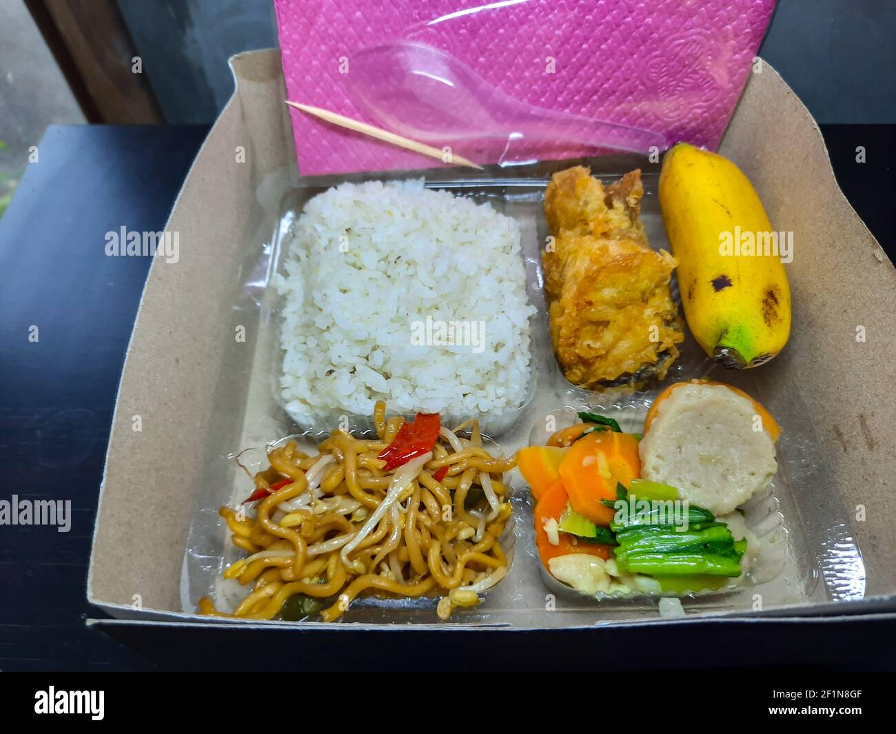 Detail Foto Nasi Kotak Dan Snack Nomer 10