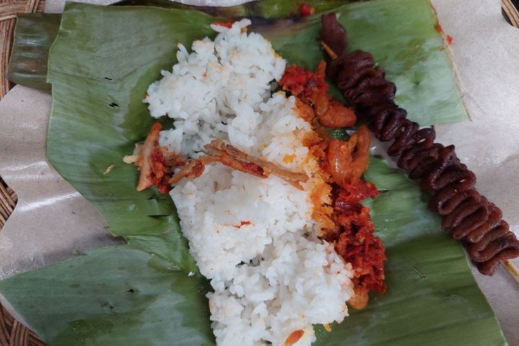 Detail Foto Nasi Kucing Nomer 24