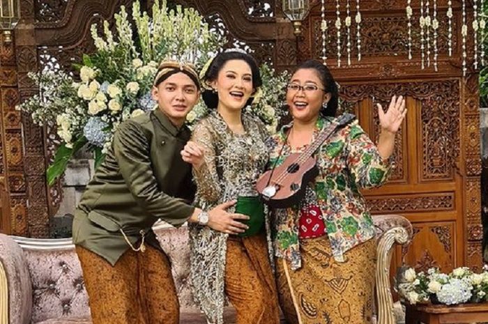 Detail Foto Nella Kharisma Dan Suami Nomer 35