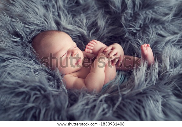 Detail Foto Newborn Baby Boy Nomer 57