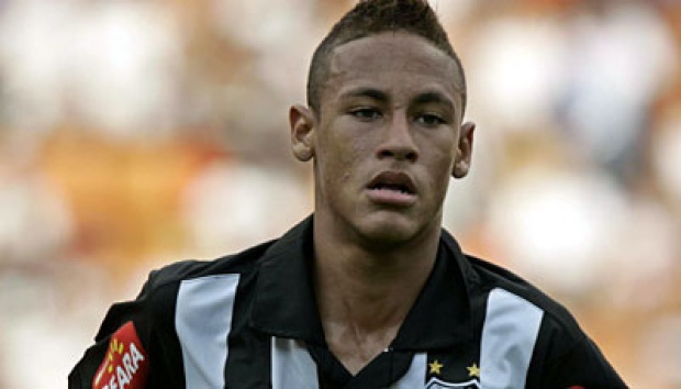 Detail Foto Neymar Kecil Nomer 19