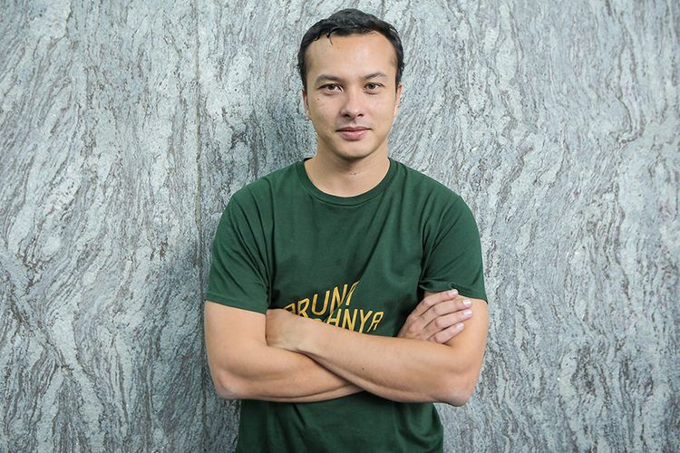 Detail Foto Nicholas Saputra Nomer 15