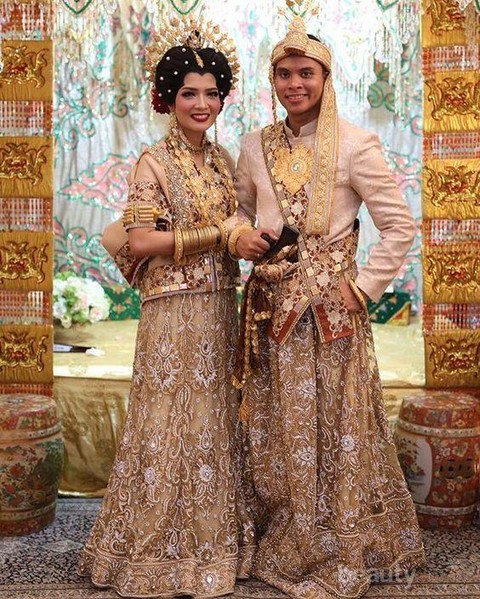 Detail Foto Nikah Adat Bugis Nomer 22