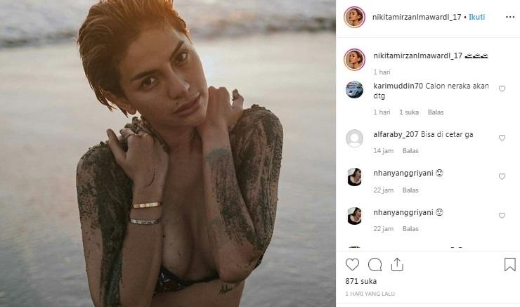 Detail Foto Nikita Mirzani Di Pantai Nomer 7