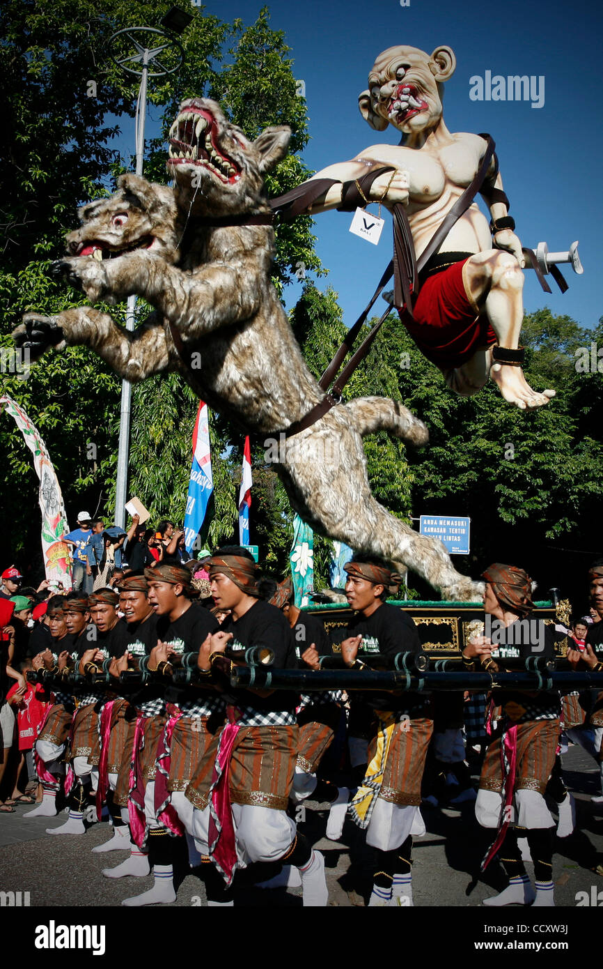 Detail Foto Ogoh Ogoh Denpasar Nomer 7