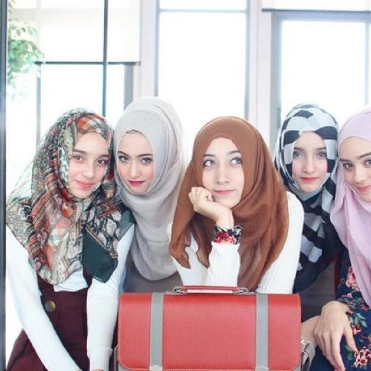 Detail Foto Orang Cantik Berjilbab Nomer 40