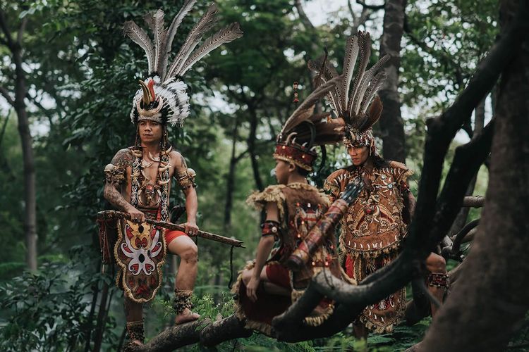 Foto Orang Dayak - KibrisPDR