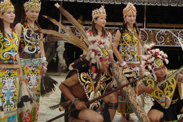 Detail Foto Orang Dayak Nomer 24