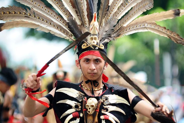 Detail Foto Orang Dayak Nomer 26