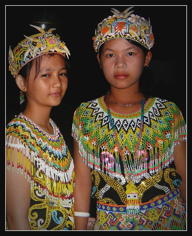 Detail Foto Orang Dayak Nomer 34