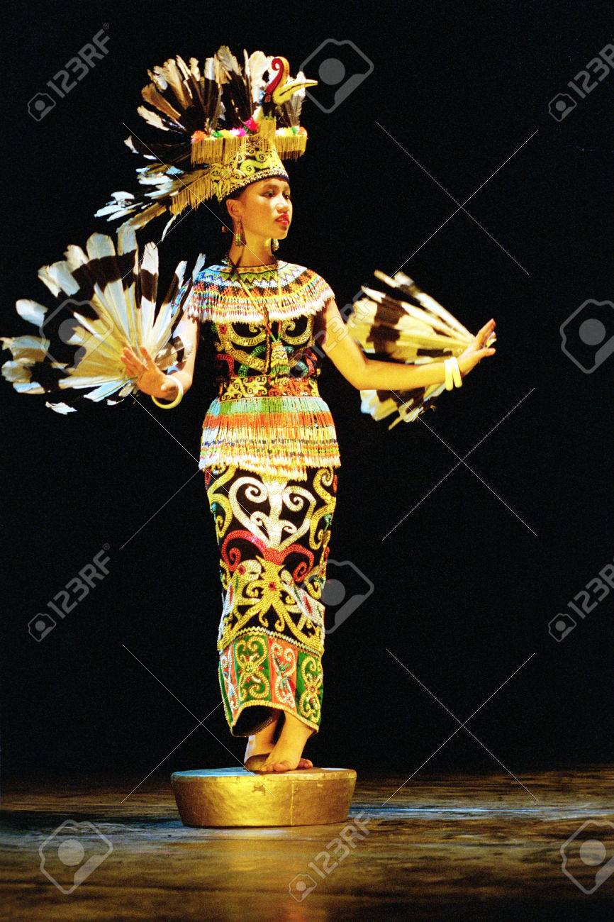 Detail Foto Orang Dayak Nomer 45