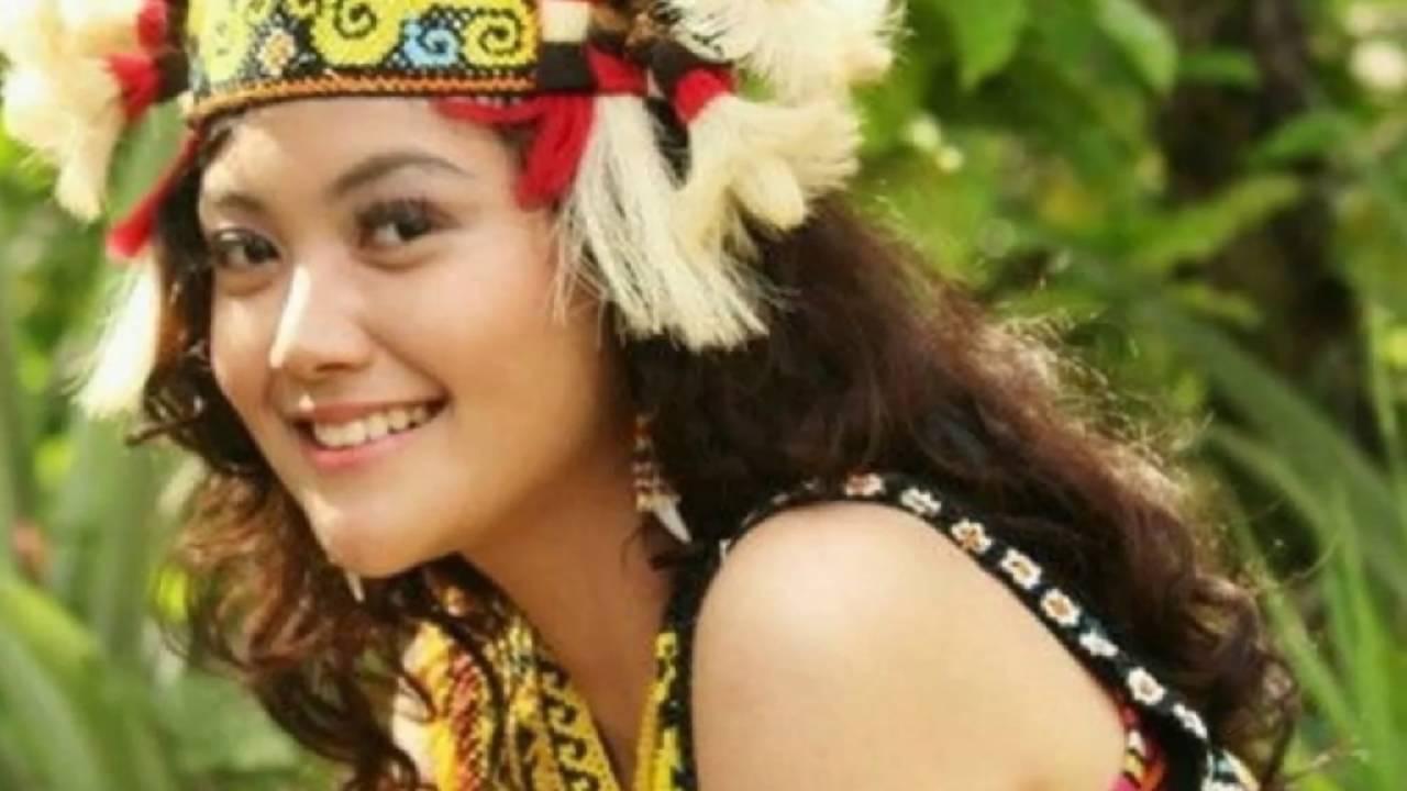 Detail Foto Orang Dayak Cantik Nomer 5