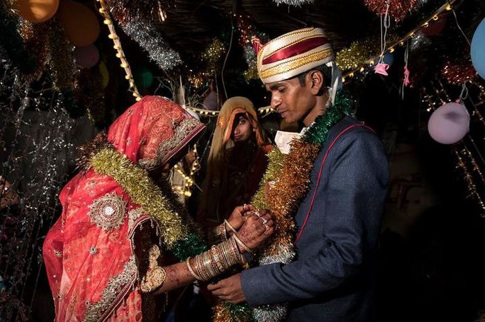 Detail Foto Orang India Menikah Nomer 54