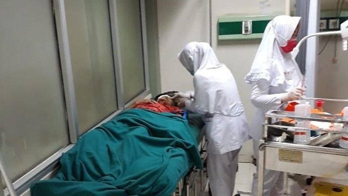 Detail Foto Orang Kecelakaan Di Rumah Sakit Nomer 2