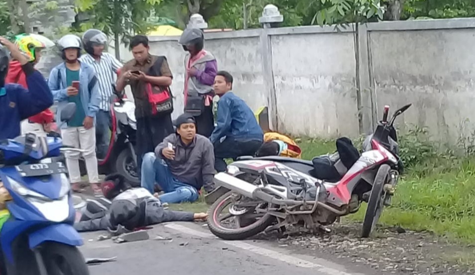 Detail Foto Orang Kecelakaan Motor Nomer 47