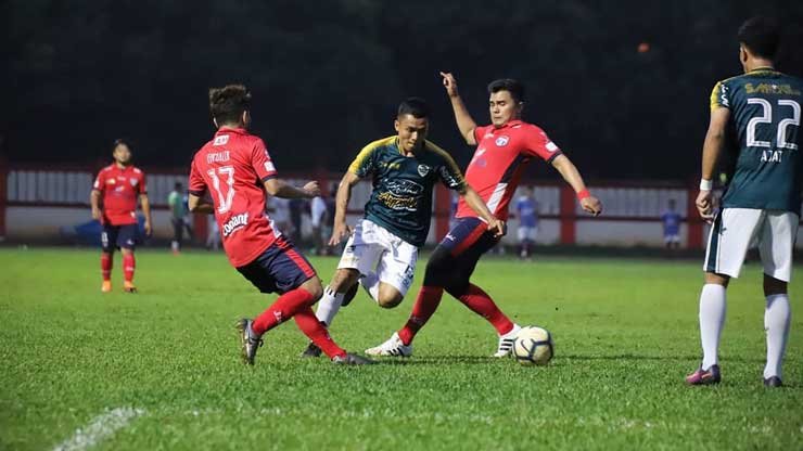 Detail Foto Orang Main Bola Nomer 12