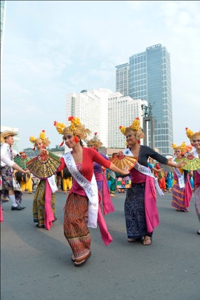 Detail Foto Orang Menari Nomer 8