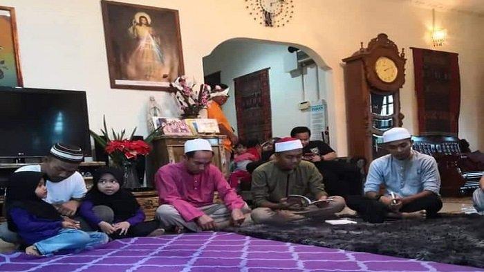 Detail Foto Orang Mengaji Nomer 47