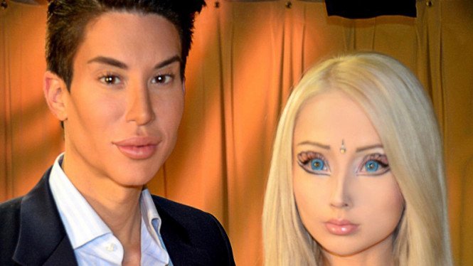 Detail Foto Orang Mirip Barbie Nomer 19