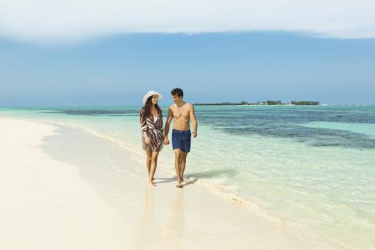 Detail Foto Orang Pacaran Di Pantai Nomer 52