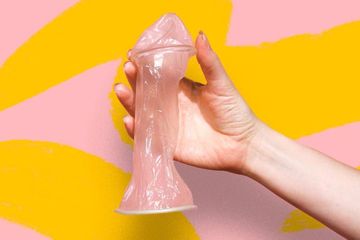 Detail Foto Orang Pakai Kondom Nomer 56