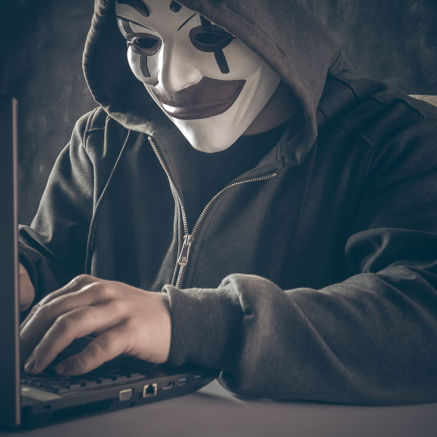 Detail Foto Orang Pakai Topeng Anonymous Nomer 30