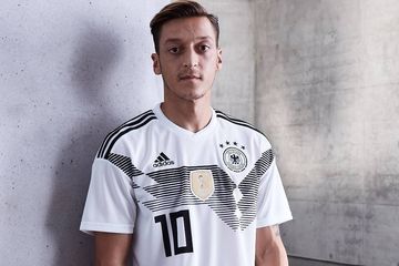 Detail Foto Ozil Terbaru Nomer 11