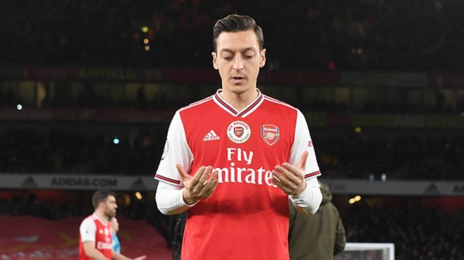 Detail Foto Ozil Terbaru Nomer 8