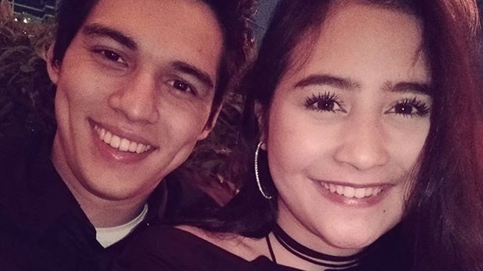 Detail Foto Pacar Prilly Latuconsina Nomer 34