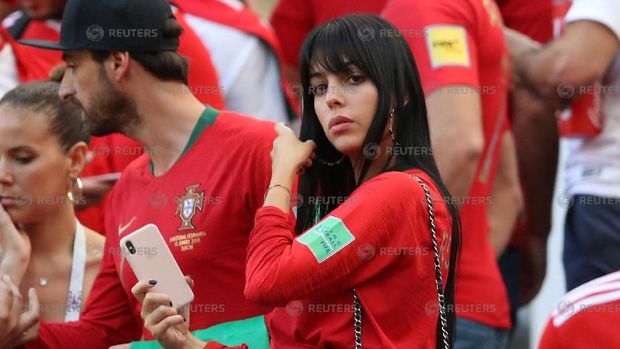 Detail Foto Pacar Ronaldo Nomer 33