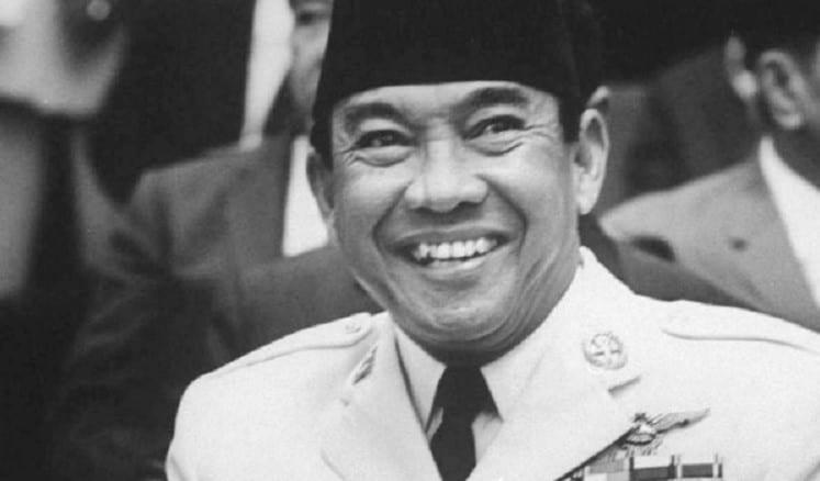 Detail Foto Pahlawan Soekarno Nomer 43