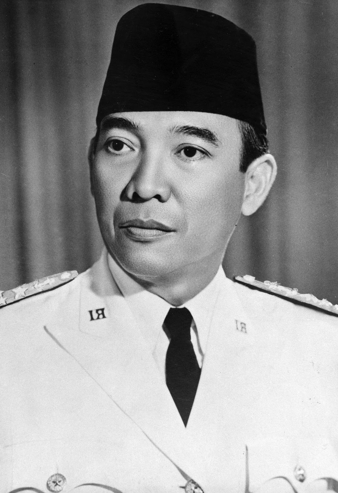 Detail Foto Pahlawan Soekarno Nomer 10