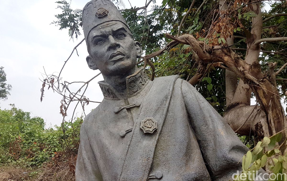 Detail Foto Pahlawan Sultan Ageng Tirtayasa Nomer 13