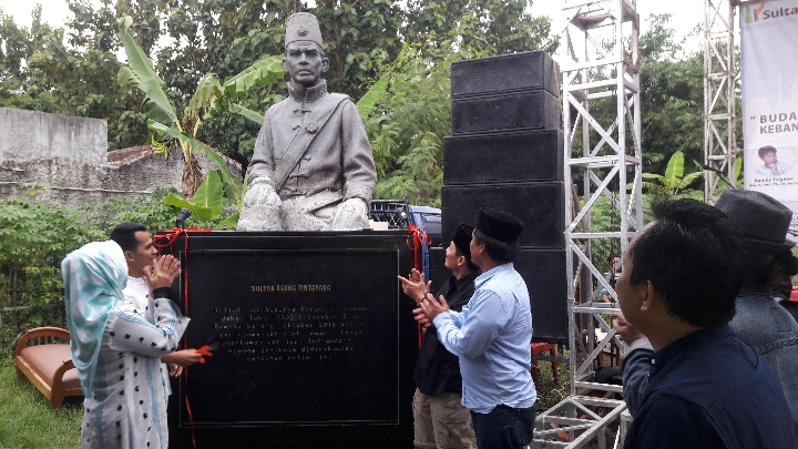 Detail Foto Pahlawan Sultan Ageng Tirtayasa Nomer 44