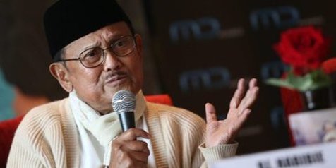 Detail Foto Pak Habibie Nomer 46