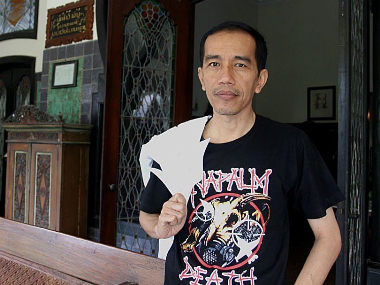 Detail Foto Pak Jokowi Keren Nomer 14