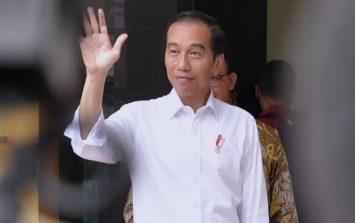 Detail Foto Pak Presiden Jokowi Nomer 13