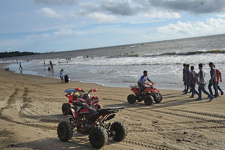 Detail Foto Pantai Anyer Nomer 3