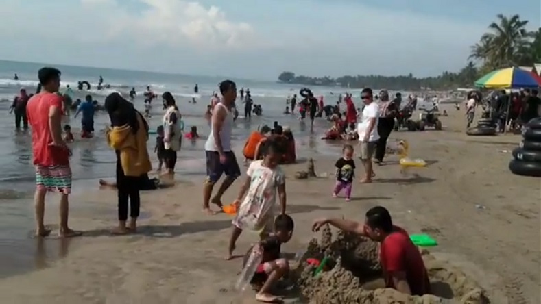 Detail Foto Pantai Anyer Nomer 22