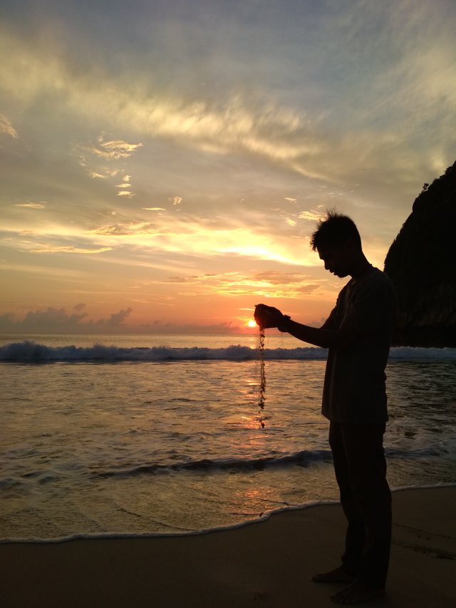 Detail Foto Pantai Di Sore Hari Nomer 17