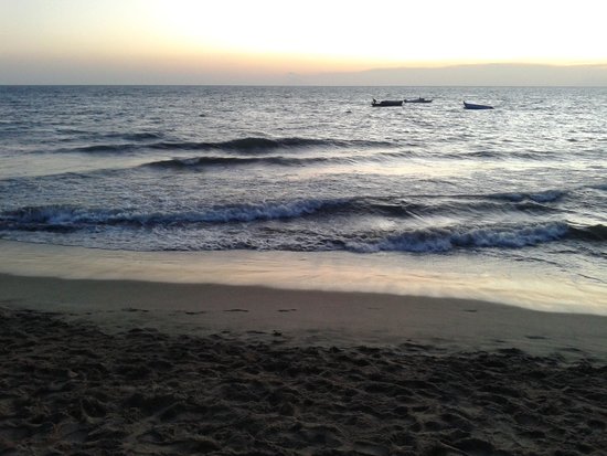 Detail Foto Pantai Di Sore Hari Nomer 20