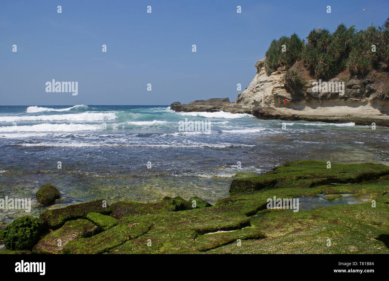 Detail Foto Pantai Klayar Nomer 41