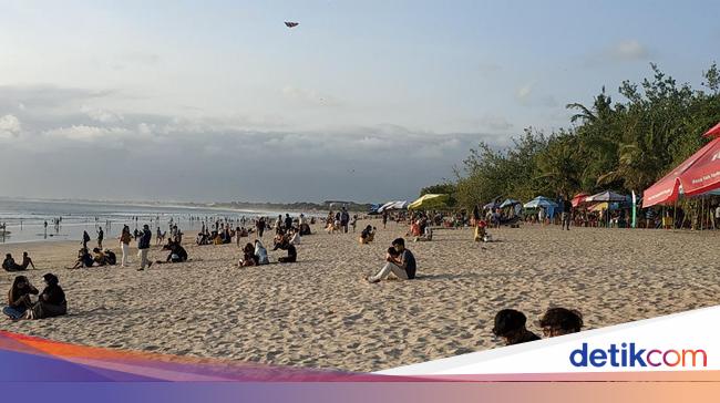 Detail Foto Pantai Kuta Nomer 14