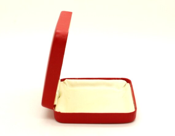 Detail Rote Box Nomer 4
