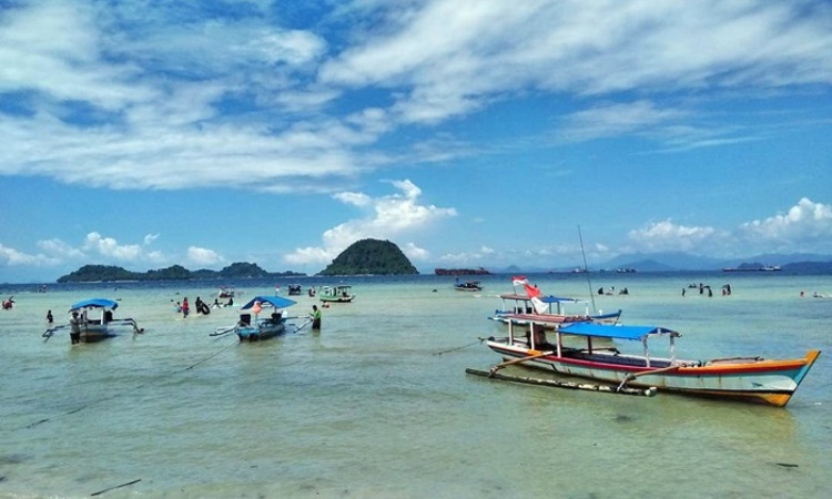 Detail Foto Pantai Pasir Putih Nomer 56