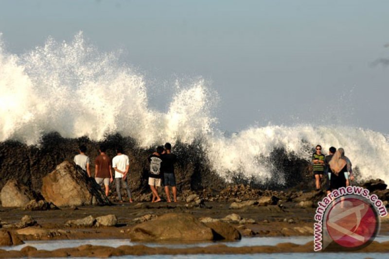 Detail Foto Pantai Sawarna Nomer 36